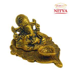 Shubhkart Nitya Ganesha on Paan Leaf With Diya- 138 g